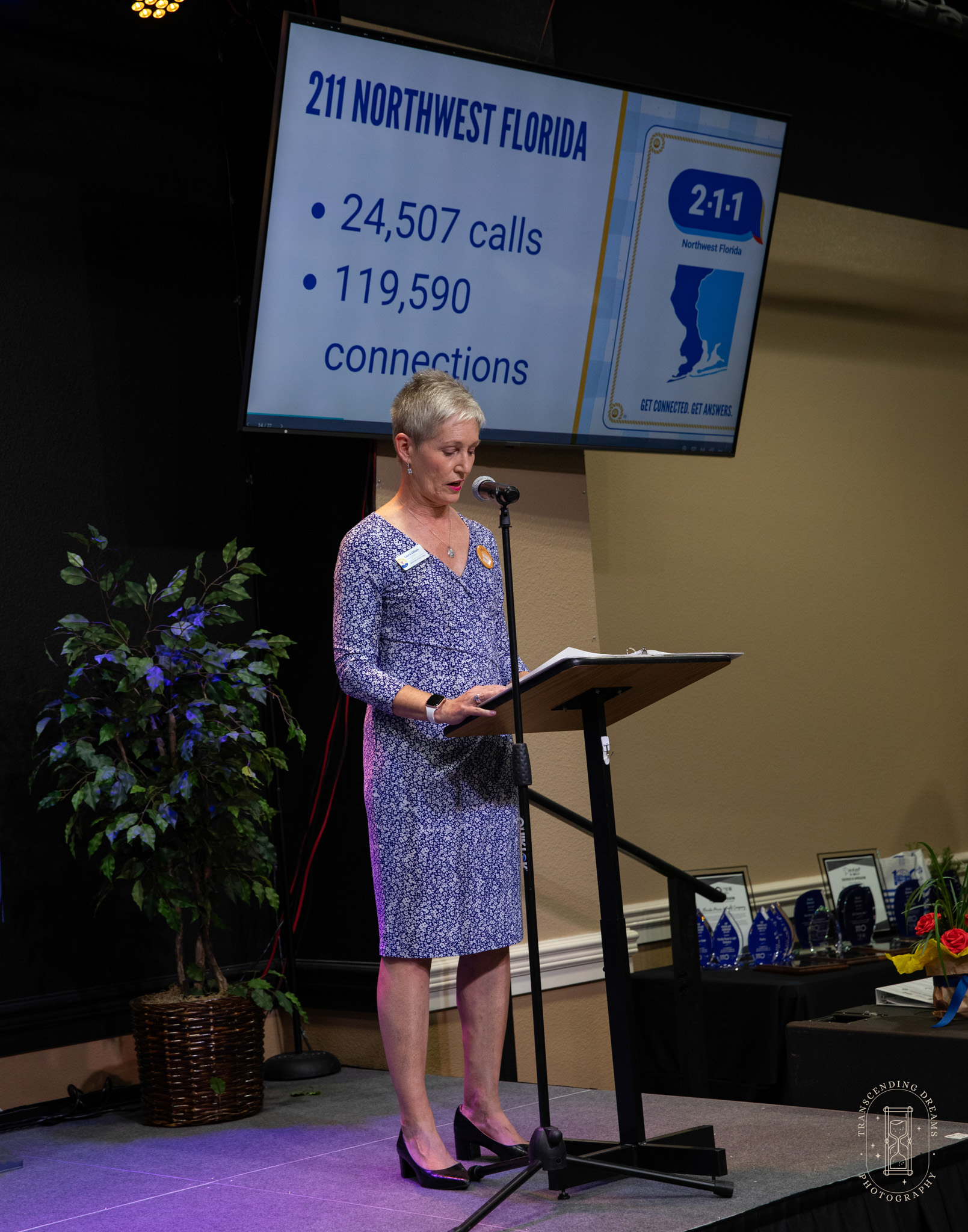 Laura Gilliam United Way of West Florida Ceo/President speaking at annual celebration